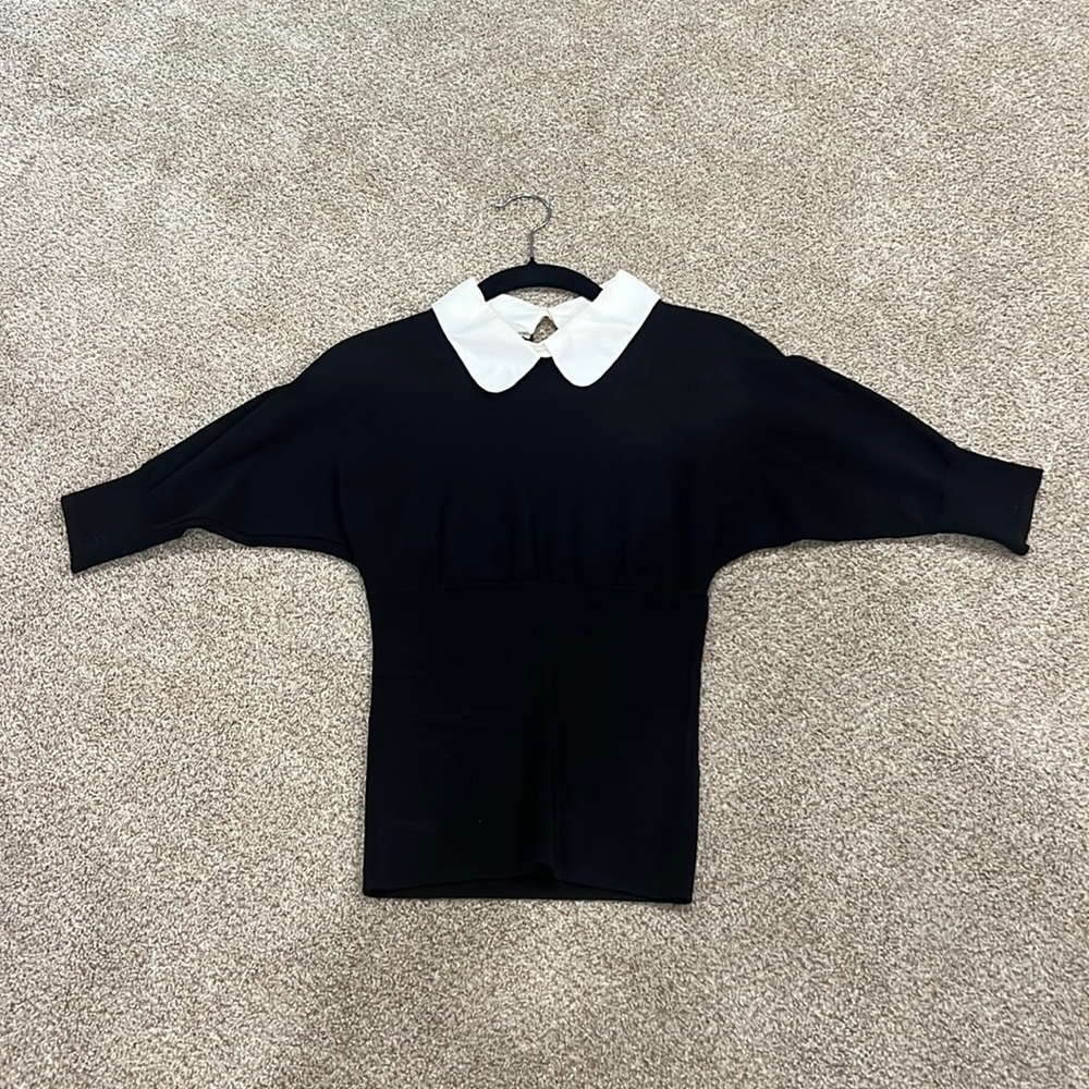 Black Karen Millen top with white collar